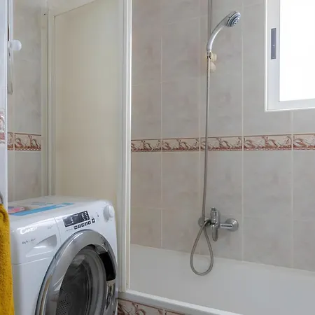 Апартаменты Costamar Oceanview 1 Bed *