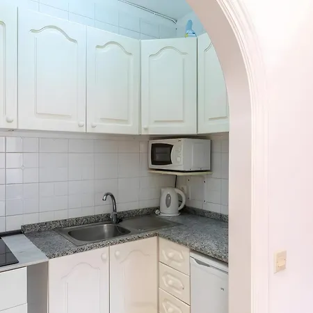 Апартаменты Costamar Oceanview 1 Bed